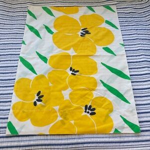 Vintage pillowcase by Burlington